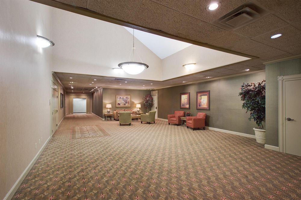 Holiday Inn Coralville - Iowa City By Ihg Wnętrze zdjęcie