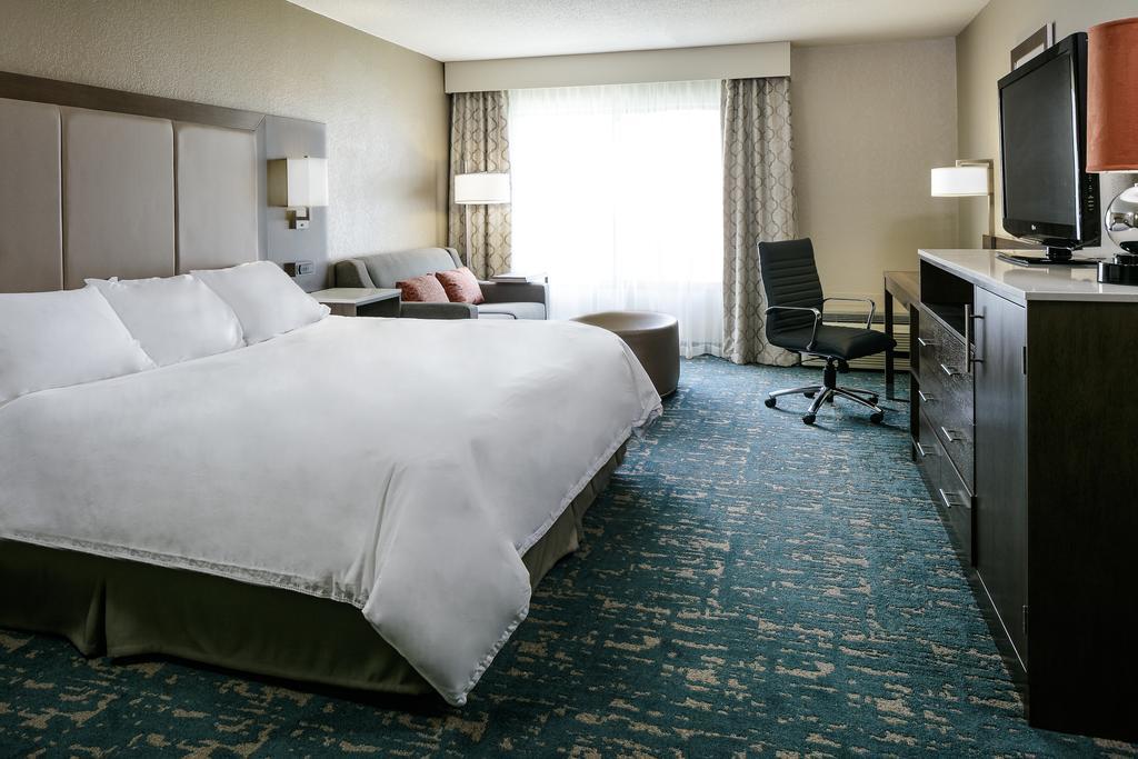 Holiday Inn Coralville - Iowa City By Ihg Zewnętrze zdjęcie